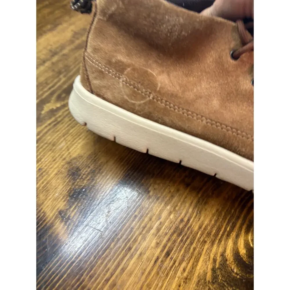 UGG Australia thes are
